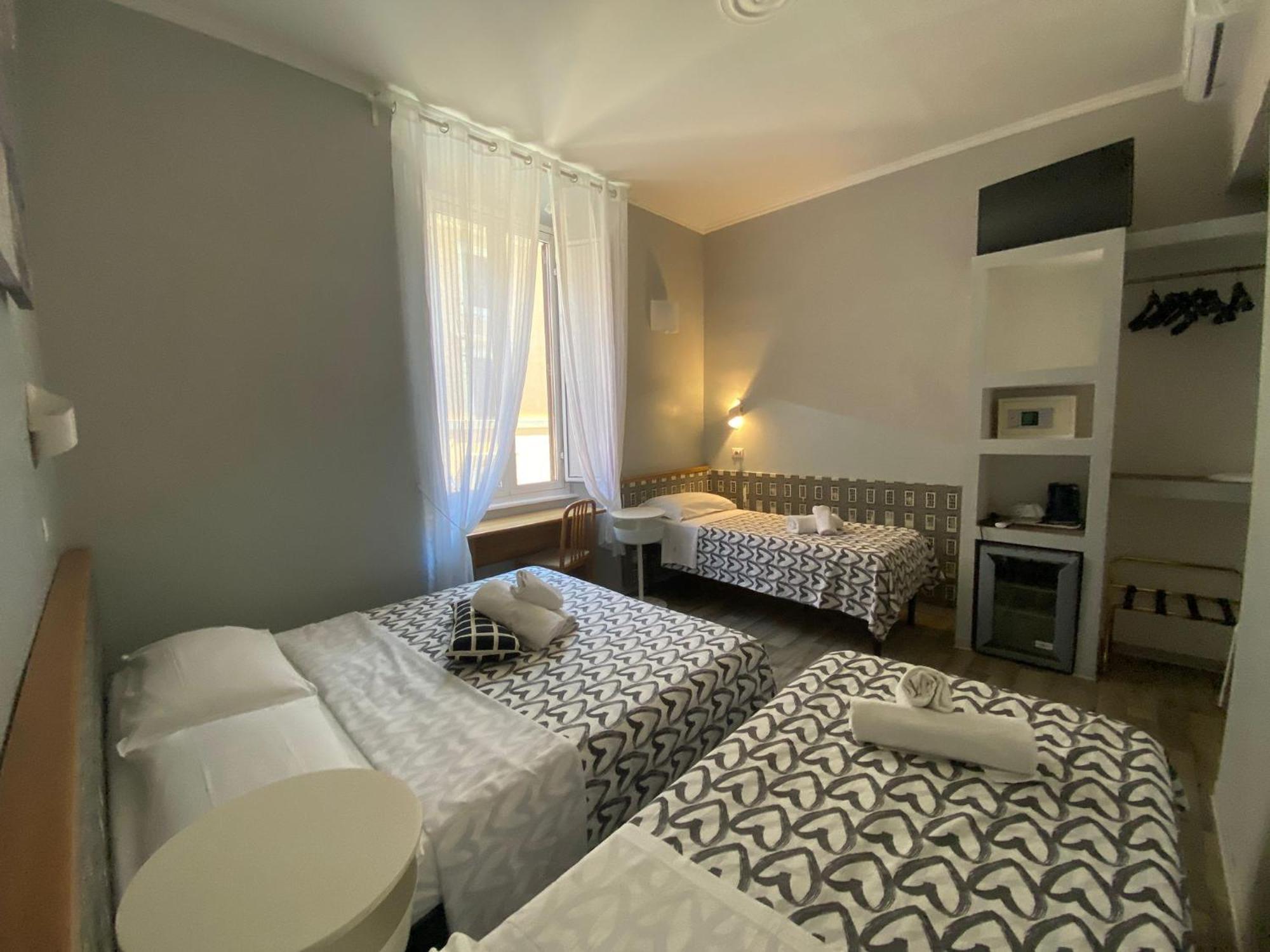 Guest House Fidardo Rome Bagian luar foto